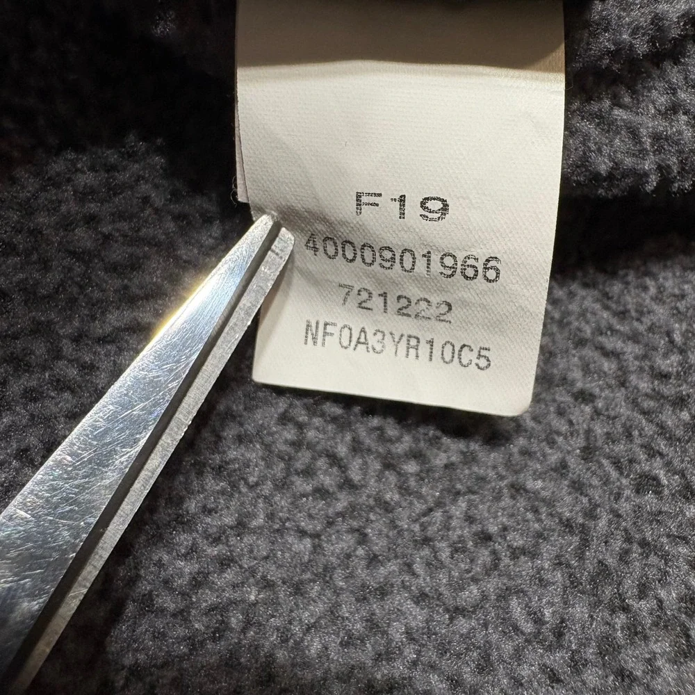 The North Face Pullover Mens Large Gray 1/4 Zip Textured Fleece NF0A3YR10C5